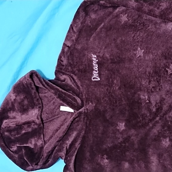 Joyspun hoodie pajama set. "Dreamer" embroidered on the soft velour. 2X - Picture 2 of 4